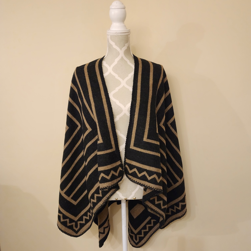 One Size Wrap Scarf Shawl Brown Black Bold Lines